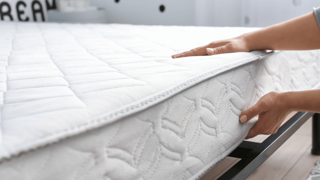 How to Choose the Right Mattress for Elderly Loved Ones